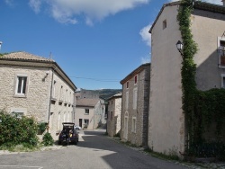 Photo paysage et monuments, Saint-Remèze - le village