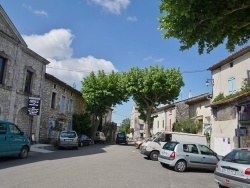 Photo paysage et monuments, Saint-Remèze - le village