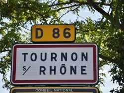 Photo paysage et monuments, Tournon-sur-Rhône - tournon sur rhône (07300)