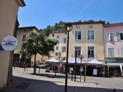 Photo paysage et monuments, Tournon-sur-Rhône - le village