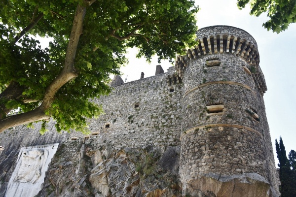 Photo Tournon-sur-Rhône - le château