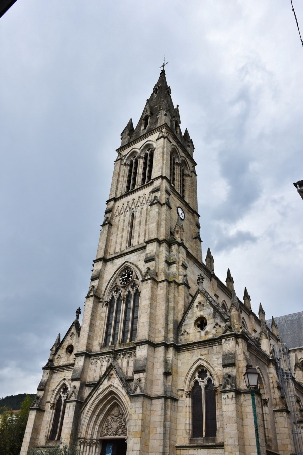 Photo Vals-les-Bains - église Saint Martin