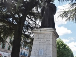 Photo paysage et monuments, Les Vans - la Statue