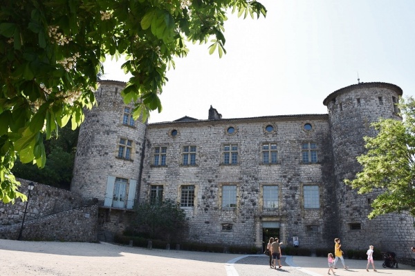Photo Vogüé - le Château