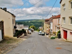 Photo paysage et monuments, Aiglemont - La Commune