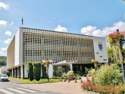 Photo paysage et monuments, Bogny-sur-Meuse - Hotel-de-Ville