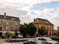 Photo paysage et monuments, Donchery - La Commune