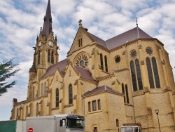 Photo paysage et monuments, Douzy - L'église