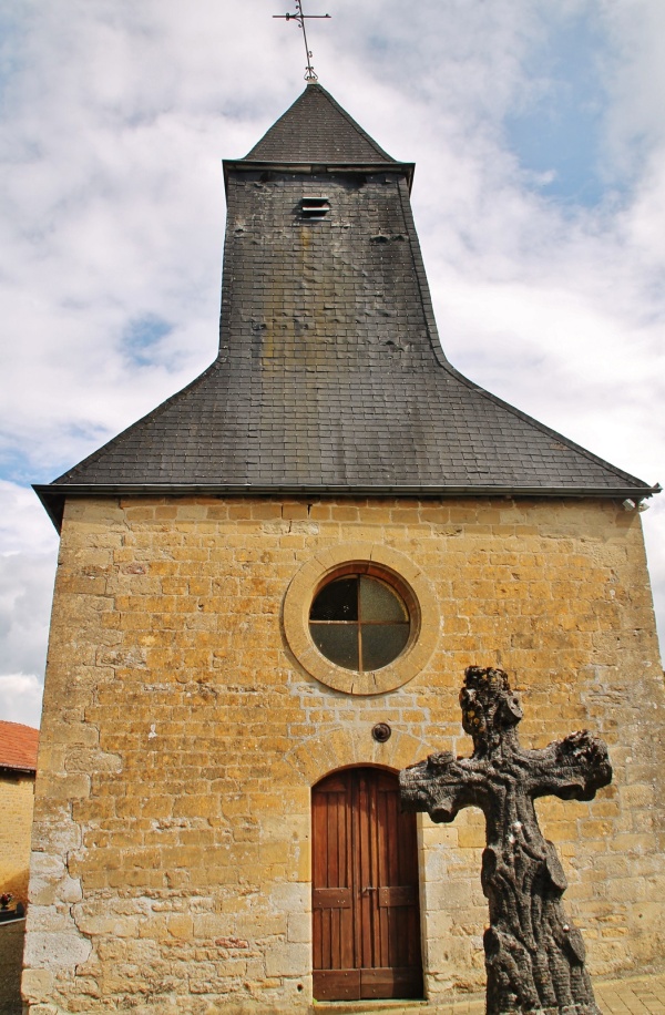 Photo Étrépigny - L'église