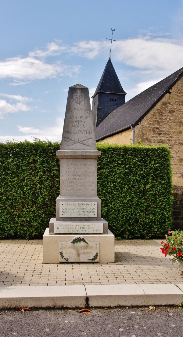 Photo Étrépigny - Monument-aux-Morts