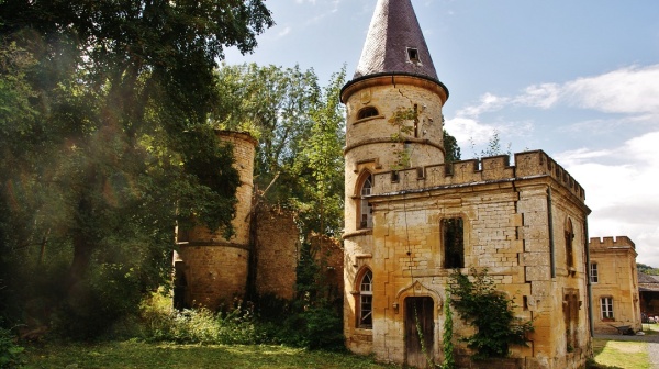 Photo Étrépigny - Le Château