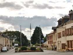 Photo paysage et monuments, Floing - La Commune