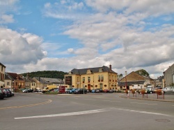 Photo paysage et monuments, Floing - La Commune