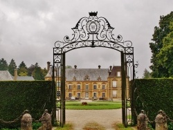 Photo paysage et monuments, Guignicourt-sur-Vence - Le Château