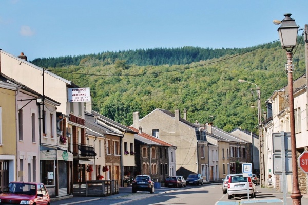 Photo Les Hautes-Rivières - La Commune