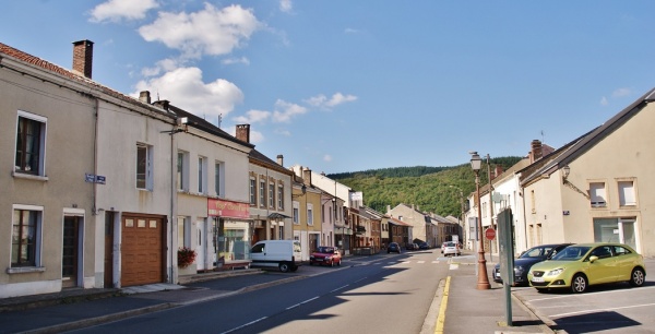 Photo Les Hautes-Rivières - La Commune