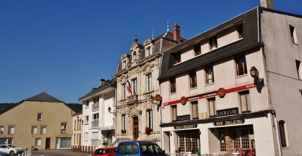 Photo Les Hautes-Rivières - La Commune