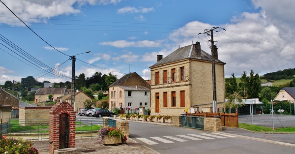 Photo Issancourt-et-Rumel - La Commune