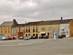 Photo paysage et monuments, Renwez - La Commune