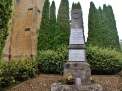 Photo paysage et monuments, Saint-Pierre-sur-Vence - Monument-aux-Morts