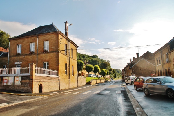 Photo Sapogne-et-Feuchères - La Commune