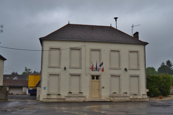 Photo Longchamp-sur-Aujon - la mairie