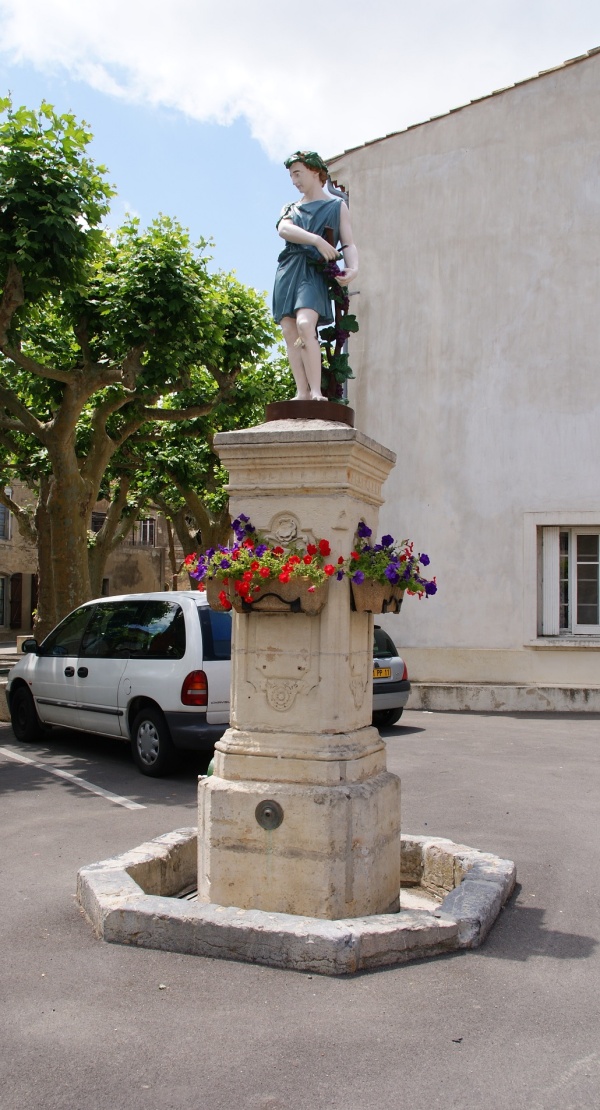 Photo Argeliers - la fontaine