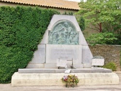 Photo paysage et monuments, Saint-Nazaire-d'Aude - le monument aux morts