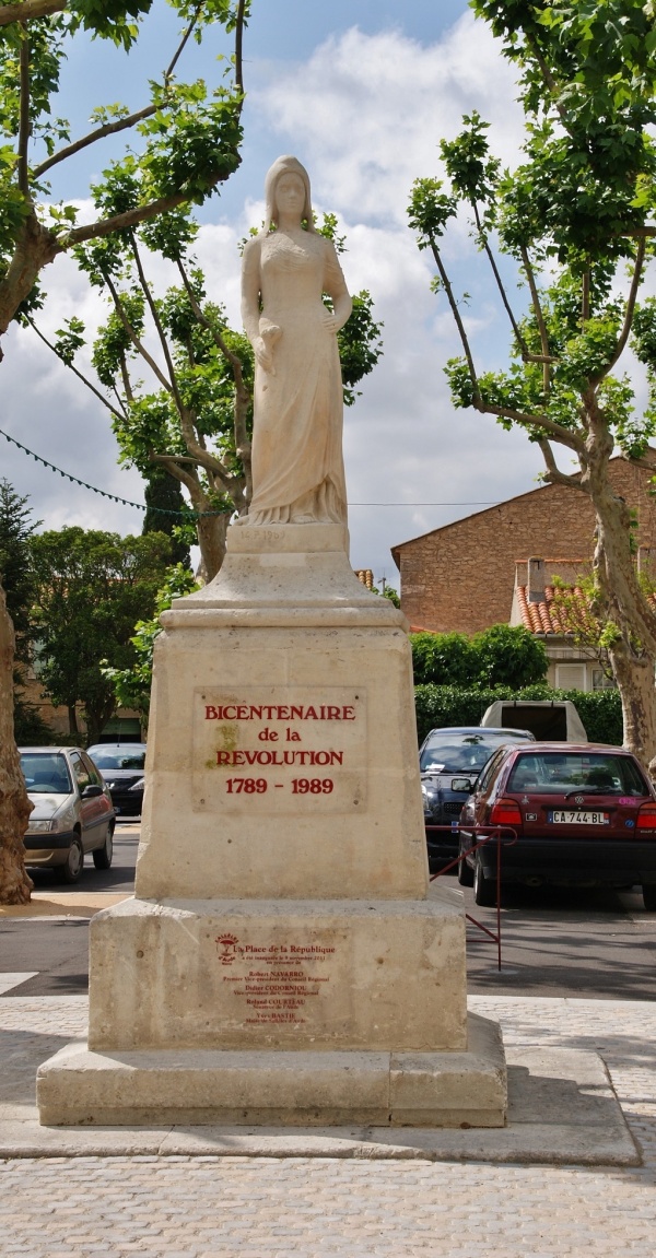 Photo Sallèles-d'Aude - le monument