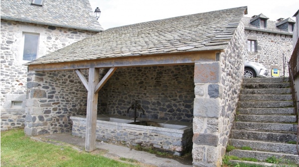 Photo Alpuech - le lavoir