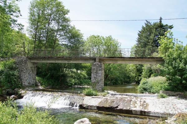 Photo Arnac-sur-Dourdou - le Pont