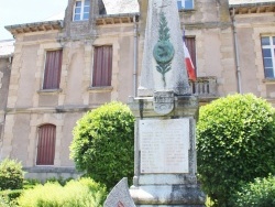 Photo paysage et monuments, Camarès - le monument aux morts