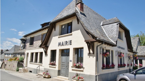 Photo Campouriez - la mairie