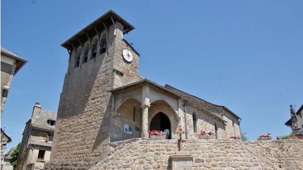 Photo Campouriez - église saint Clair