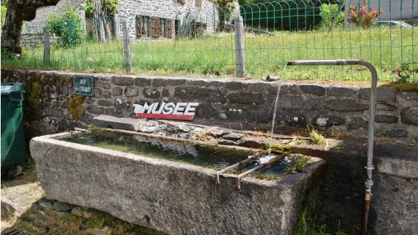 Photo Cantoin - la fontaine