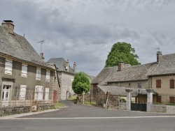 Photo paysage et monuments, Cassuéjouls - le village