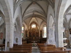 Photo paysage et monuments, Cassuéjouls - église saint Cyr