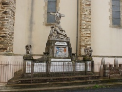 Photo paysage et monuments, Centrès - Le monument aux morts