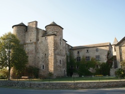 Photo paysage et monuments, Centrès - Taurines Entrée du chateau