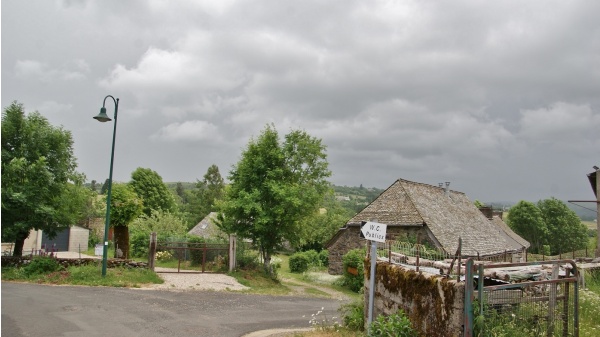 Photo Condom-d'Aubrac - le village