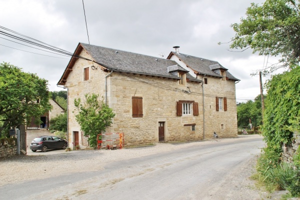 Photo Cruéjouls - le village