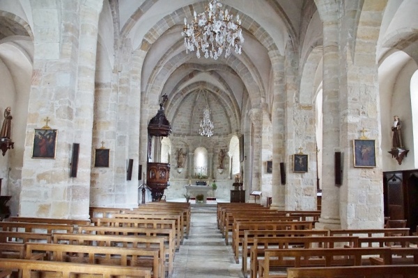 Photo Cruéjouls - église saint Laurent