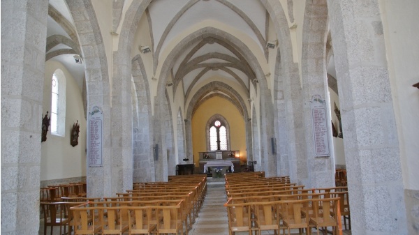 Photo Espeyrac - église saint Pierre