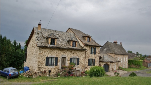 Photo Estaing - le village