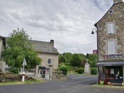 Photo paysage et monuments, Huparlac - le village