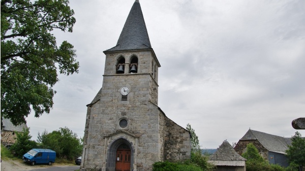 Photo Huparlac - église Saint Jean Baptiste