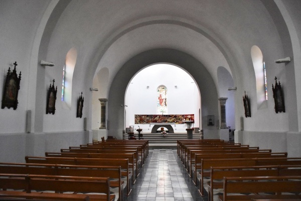 Photo Lacroix-Barrez - église saint Robert