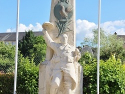 Photo paysage et monuments, Laissac - le monument aux morts