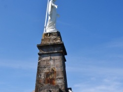 Photo paysage et monuments, Laval-Roquecezière - Statue