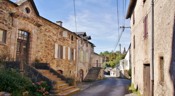 Photo Laval-Roquecezière - Le Village